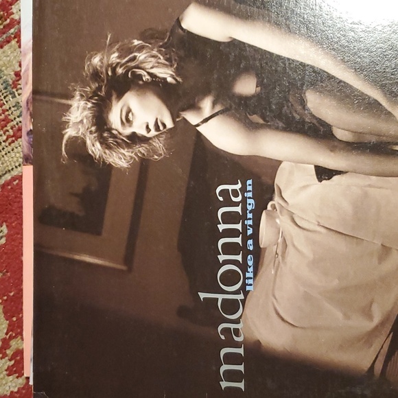 "4"Collection of Madonna Albums - Picture 11 of 11
